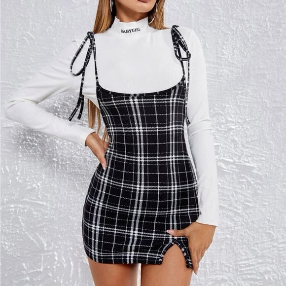 Multiple SHEIN items - Picture 10 of 16